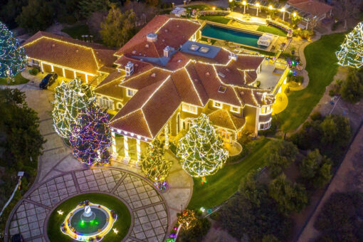 Jamie Foxx to Kim Kardashian: Celebrities show off massive Christmas light displays on California mansions