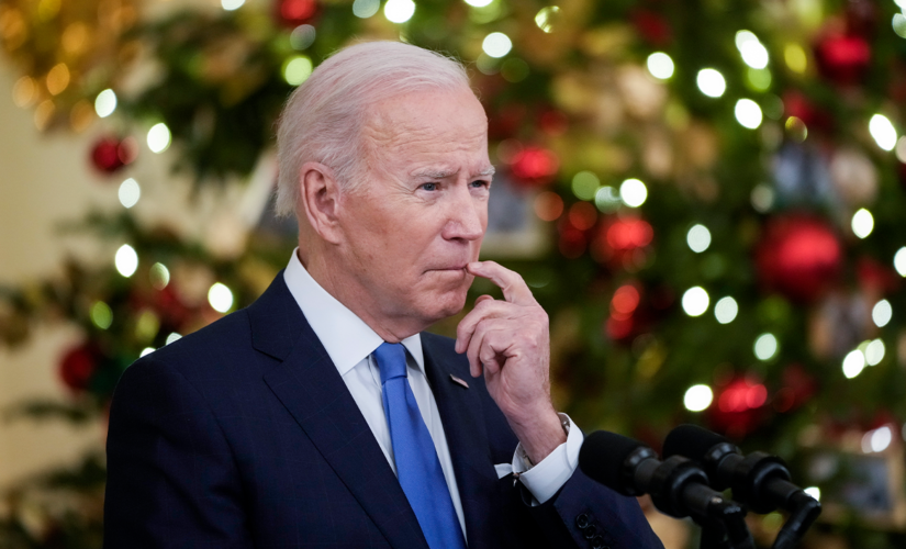 2021: The year Biden&apos;s approval ratings sank slowly underwater