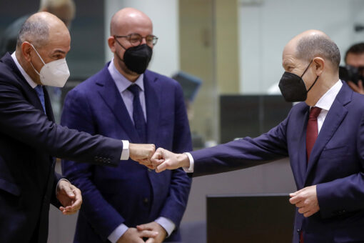 European Union leaders press Russia to resume peace talks with Ukraine