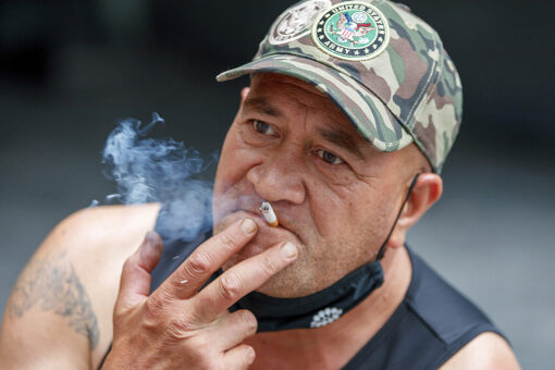 New Zealand bans smoking