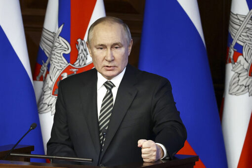 Putin wants US and allies to guarantee NATO won't expand east