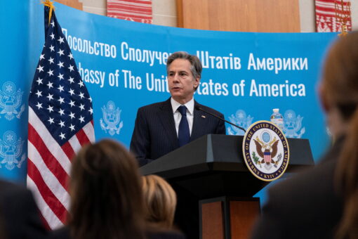 State Dept. considers pulling diplomats’ families out of Ukraine: report
