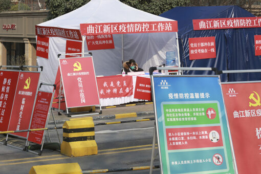 China fires hospital workers when woman miscarries after denied entry to facility: report
