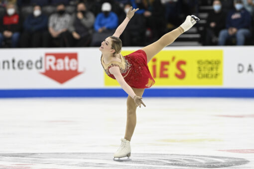 Olympian Gracie Gold skates into crowd’s hearts with comeback performance