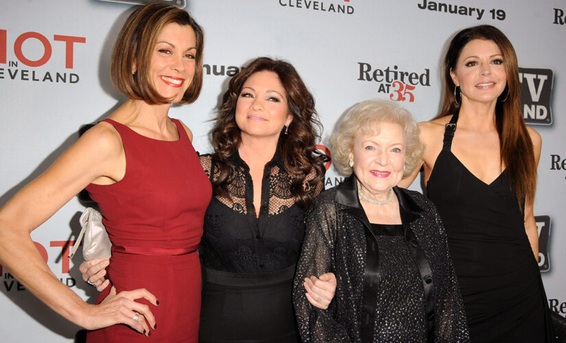 Betty White&apos;s &apos;Hot in Cleveland&apos; producer speaks out after &apos;Golden Girls&apos; star&apos;s death: &apos;I loved her so much&apos;