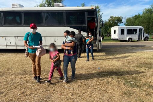 Biden border crisis leading to increase in human trafficking, former DHS officials warn