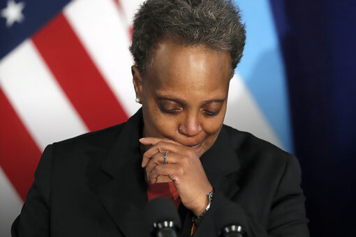 Chicago Mayor Lightfoot slams teachers' union for 'illegal walk-out,' rejects proposal for remote learning