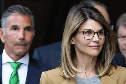 Lori Loughlin, Mossimo Giannulli’s home burglarized, estimated $1M in jewelry stolen: police