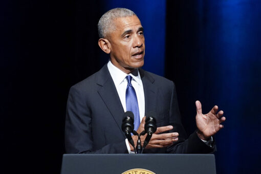 Biden, Obama pay tribute to late Sen. Harry Reid