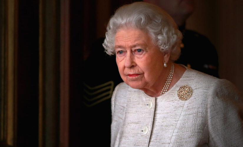 Queen Elizabeth takes a helicopter to Sandringham ahead of her Platinum Jubilee