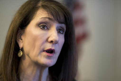 Illinois Democrat signed contract promising six-figure government job to potential primary opponent: watchdog