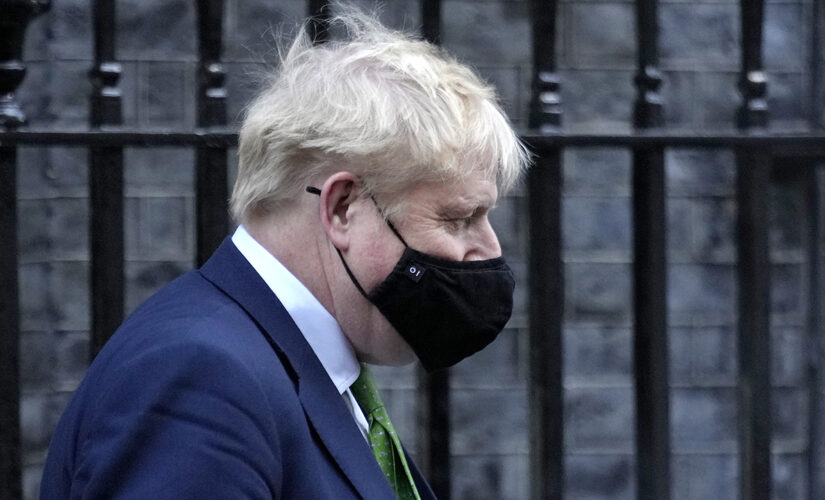 UK reportedly seriously considering ending all COVID restrictions as PM Johnson faces party revolt