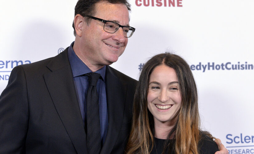 Bob Saget&apos;s daughter Aubrey shares a text from her dad from before his death