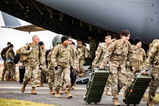 US combat soldiers land in Poland amid Russia-Ukraine tensions