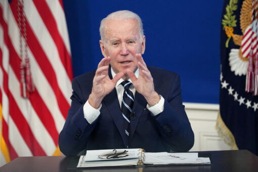 Biden does about-face on travel plans with Europe on the brink of war