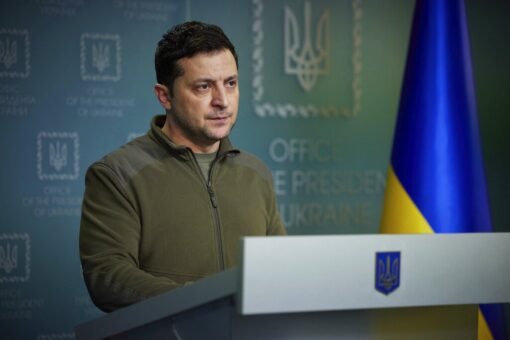 Russia’s failures could lead to more indiscriminate attacks against Ukrainians, former Navy intel officer says