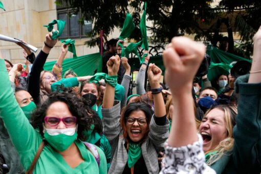 Colombia legalizes abortion up to 24 weeks
