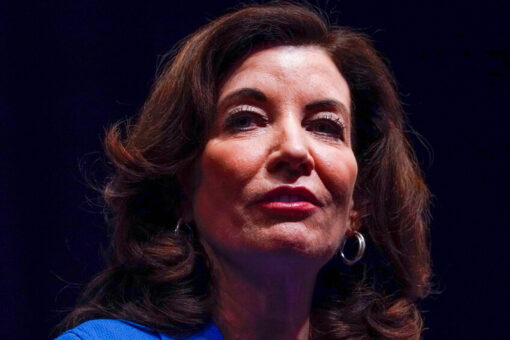 New York Gov. Hochul says mask mandate for schools to end March 2 amid declining COVID cases