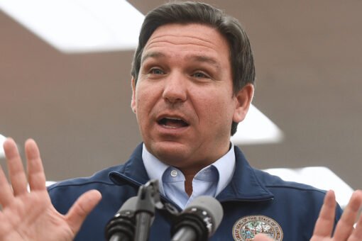 DeSantis on Joe Rogan controversies, distrust of CNN, media: ‘Do not apologize. Do not kow to the mob’