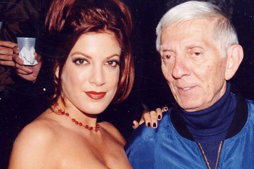 Tori Spelling says late dad Aaron Spelling ‘kept her grounded’ despite being ‘born into a Hollywood family’