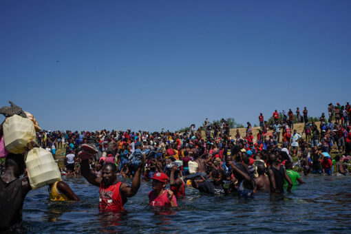 Schumer joins dozens of Democrats in urging Biden admin to halt deportations to Haiti, end Title 42