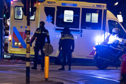 Armed hostage taker in Amsterdam Apple store run over by police