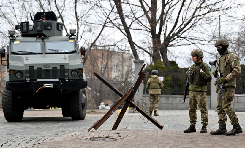 Ukraine crisis: What is martial law?