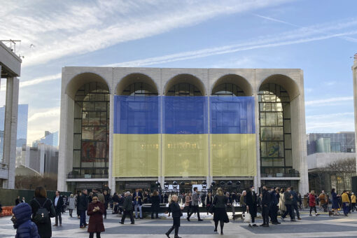 Metropolitan Opera holds special benefit concert for Ukraine