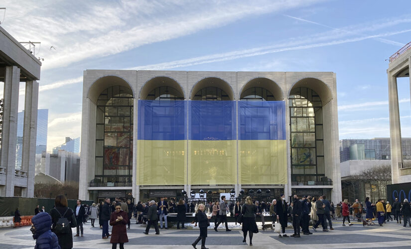 Metropolitan Opera holds special benefit concert for Ukraine