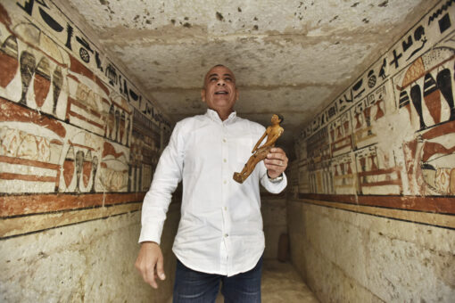 Egypt displays recently discovered ancient tombs in Saqqara