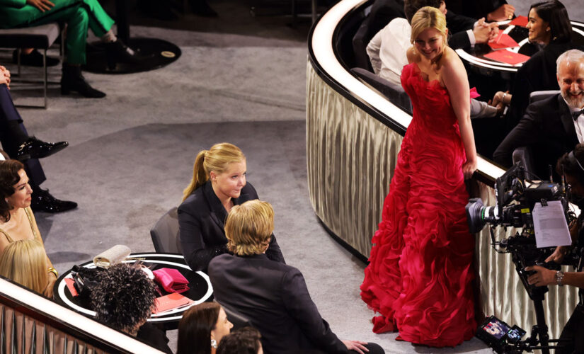 Amy Schumer addresses Kirsten Dunst seat-filler Oscars joke after receiving backlash online