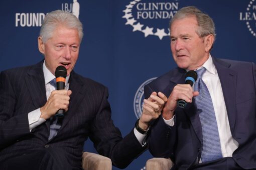 George W. Bush and Bill Clinton visit Ukrainian church to lay flowers, pay respects