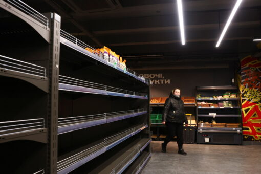 Ukraine supply chain ‘falling apart’ amid growing refugee crisis, UN officials say