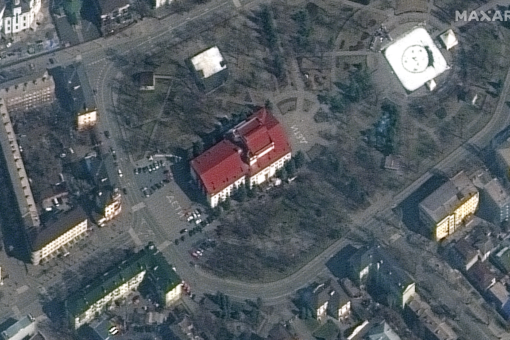 Russian forces bombed Mariupol theater despite signs warning children were sheltering inside: Ukraine