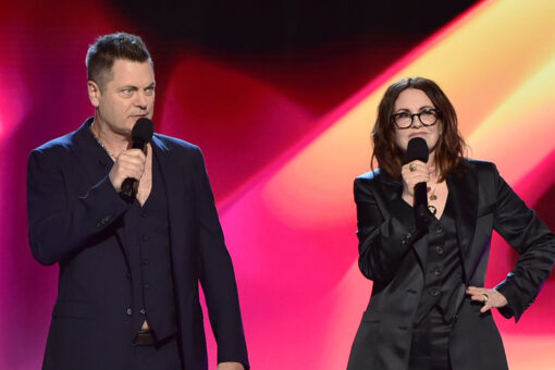 Independent Spirit Awards co-hosts Nick Offerman, Megan Mullally flip off Putin, tell him to ‘go home’