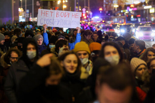 Ukraine war: Russian opposition leader Navalny calls for daily protests against ‘insane czar’