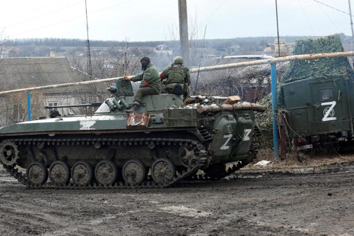 Russian forces advance on Kyiv after weeks of fighting, Pentagon officials warn