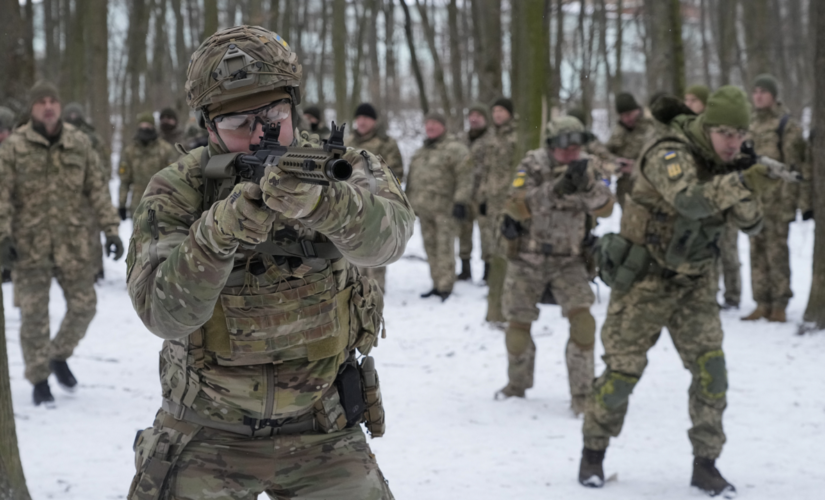 Ukraine military turns volunteers away as 140K Ukrainians come home to fight Russia