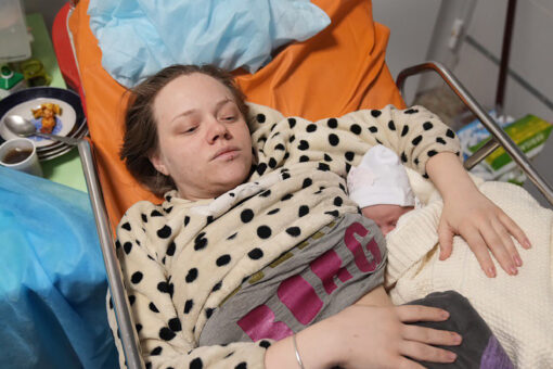 Ukrainian woman who survived hospital bombing gives birth to baby girl