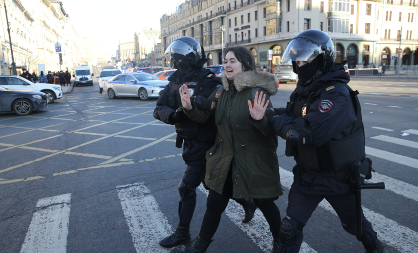 Russian authorities arrest over 13,000 anti-war protesters: Report