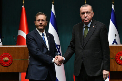 Israel’s president makes historic trip to Turkey