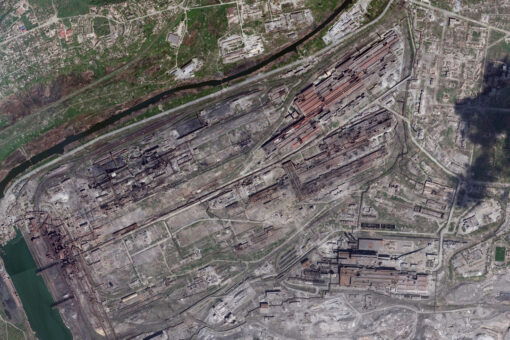 Zelenskyy to launch operation to evacuate civilians in Mariupol steel plant Friday