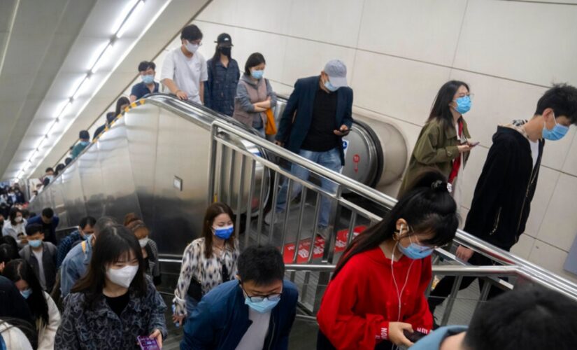 Panic buying in Beijing stores amid COVID lockdown fears