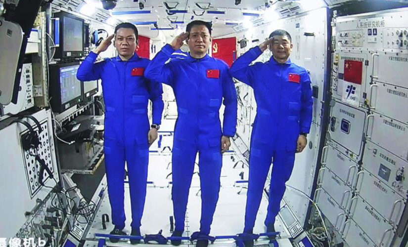 Chinese astronauts land after 6 months on space station