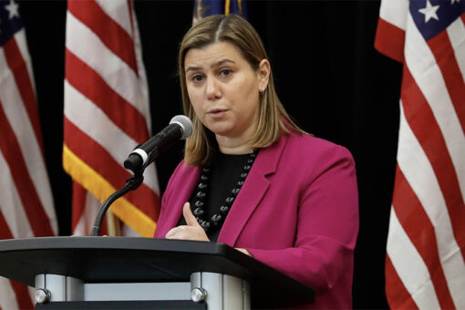 Democratic Reps. Elissa Slotkin, Abigail Spanberger warn Biden administration of border ‘security crisis’