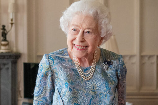 Queen Elizabeth is all smiles as she returns to work amid Prince Andrew losing ‘freedom of city’ honor