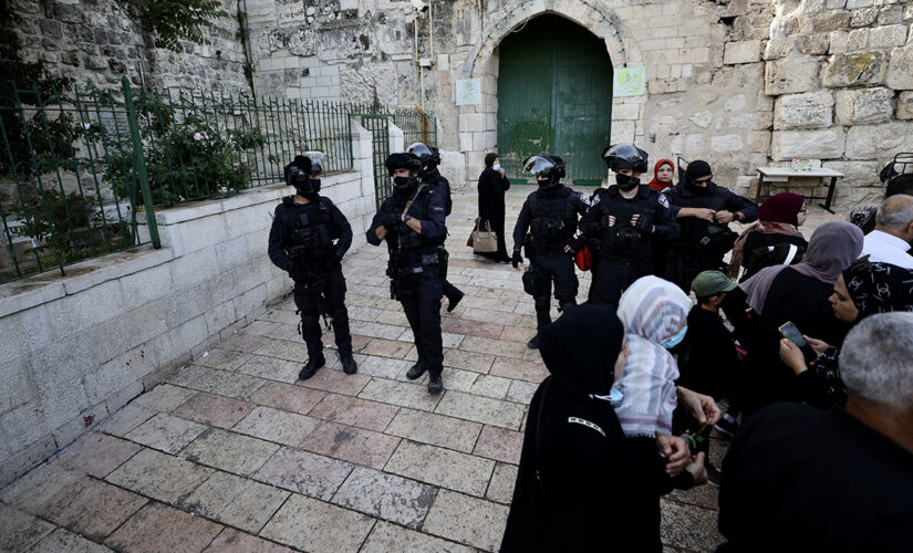 Israeli police, Palestinians clash at Jerusalem holy site on last Friday of Ramadan