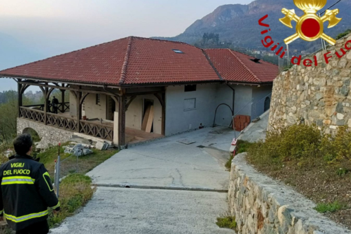 Fire breaks out at Italian lake villa owned by member of Putin’s inner circle