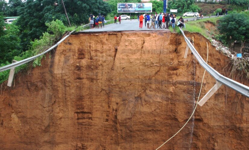 South Africa flooding leaves more than 440 dead; troops sent to help with relief efforts