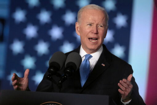 Biden points to Ukraine’s fight for democracy in a Memorial Day speech at Arlington